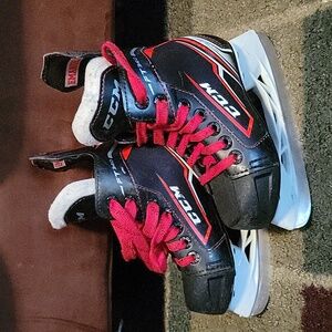 Youth Ice Hockey Skates